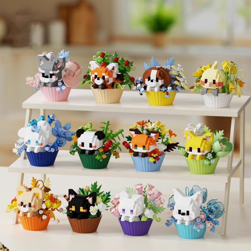 Solar System Orrery - Cute dessert small animals potted bouquet